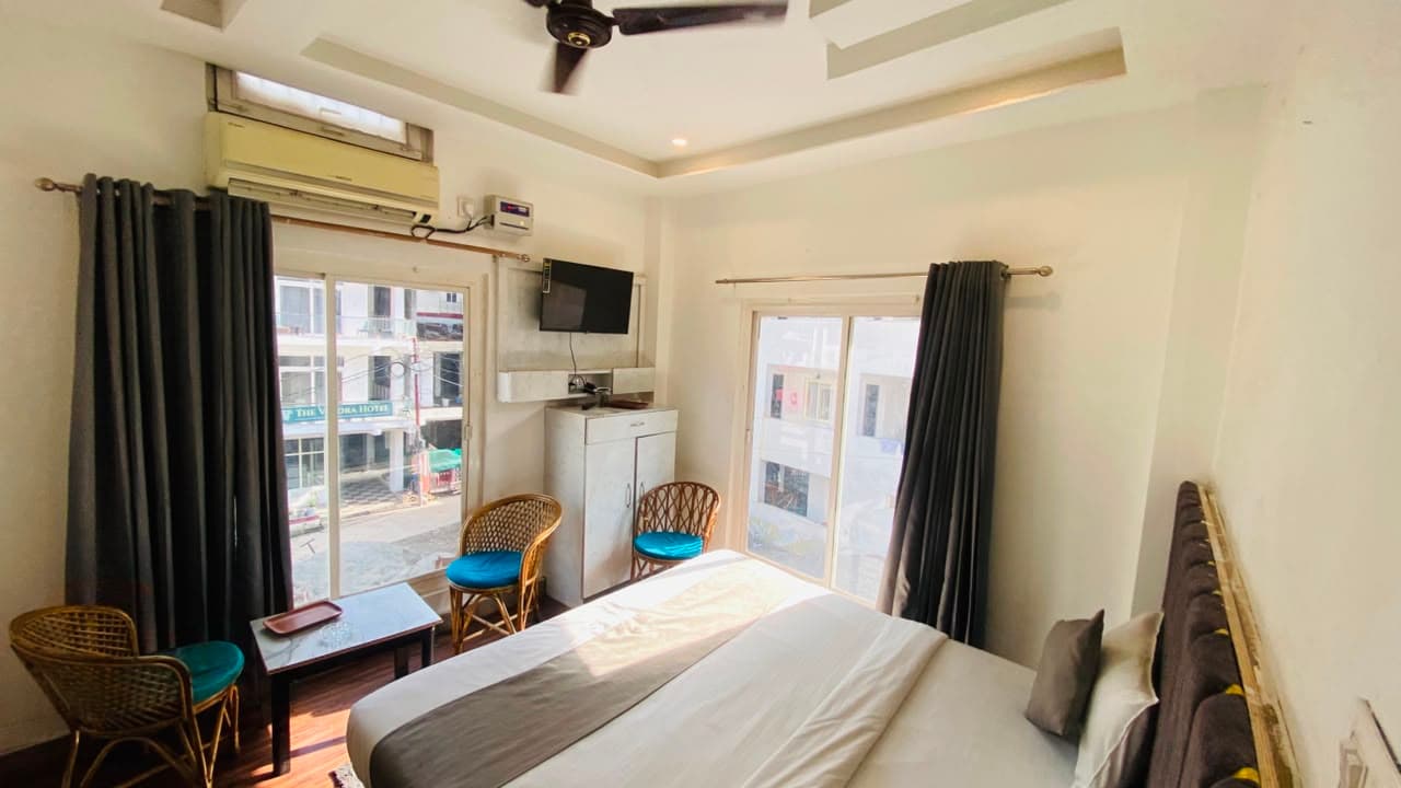 Radha Krishna Hotel, Rishikesh